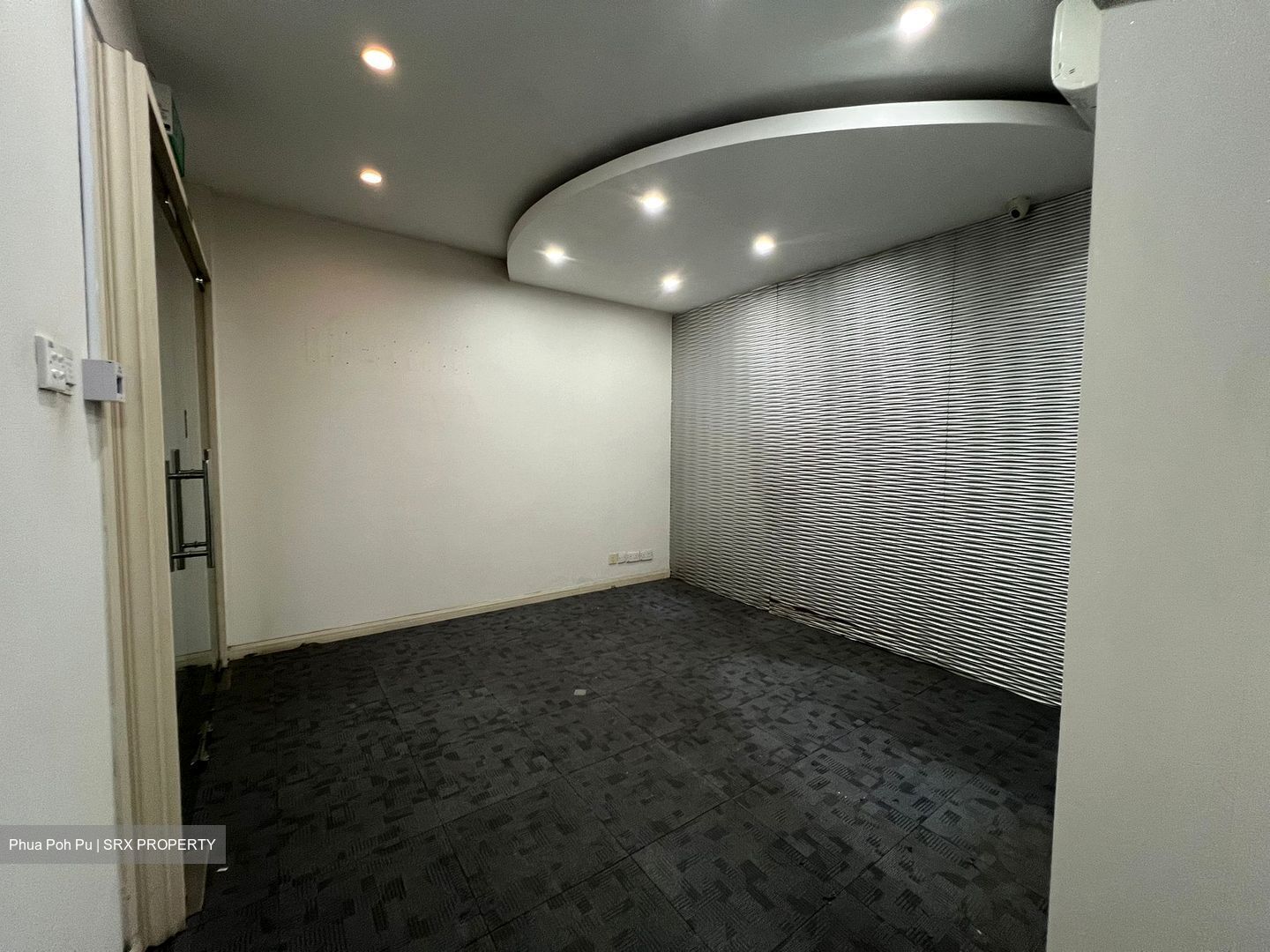 63@ubi (D14), Office #531394431